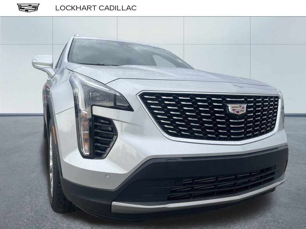 used 2022 Cadillac XT4 car, priced at $31,646