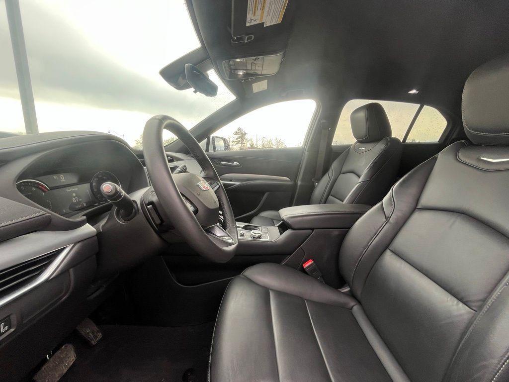 used 2022 Cadillac XT4 car, priced at $31,646