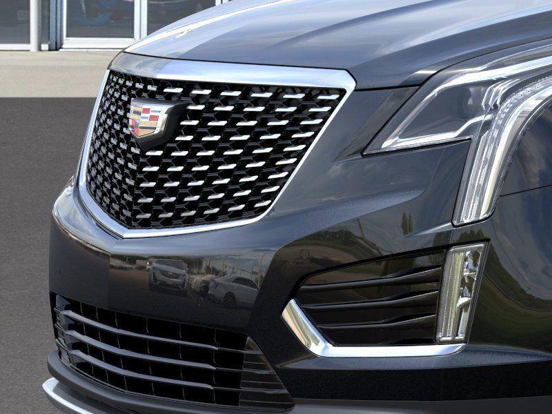 new 2025 Cadillac XT5 car, priced at $54,089