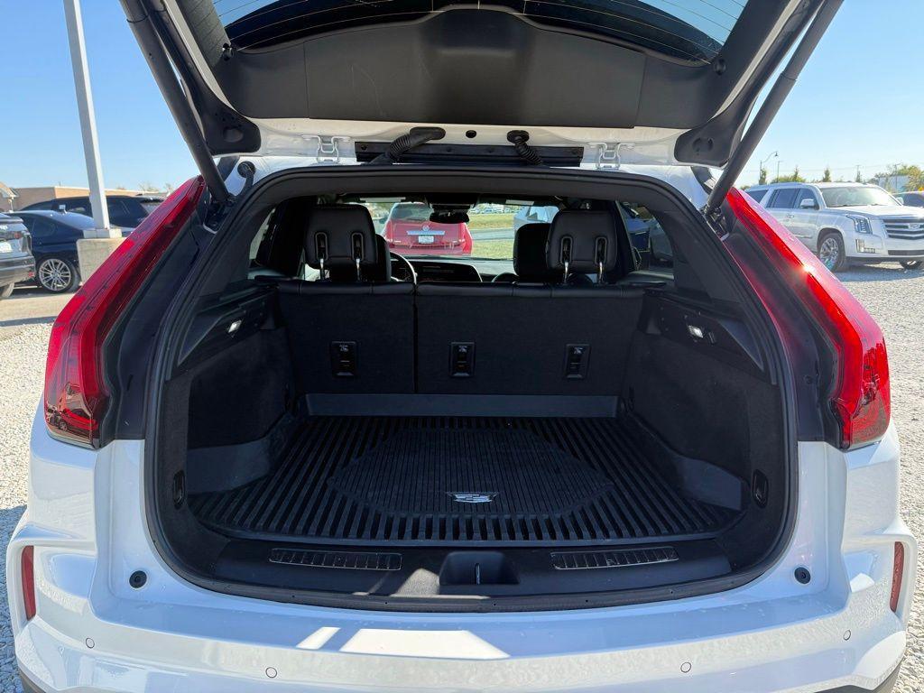 used 2024 Cadillac XT4 car, priced at $34,584