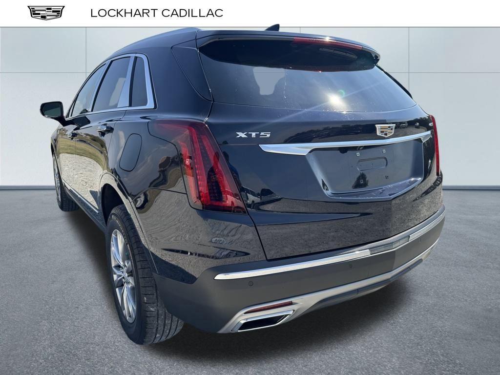 used 2021 Cadillac XT5 car, priced at $28,985