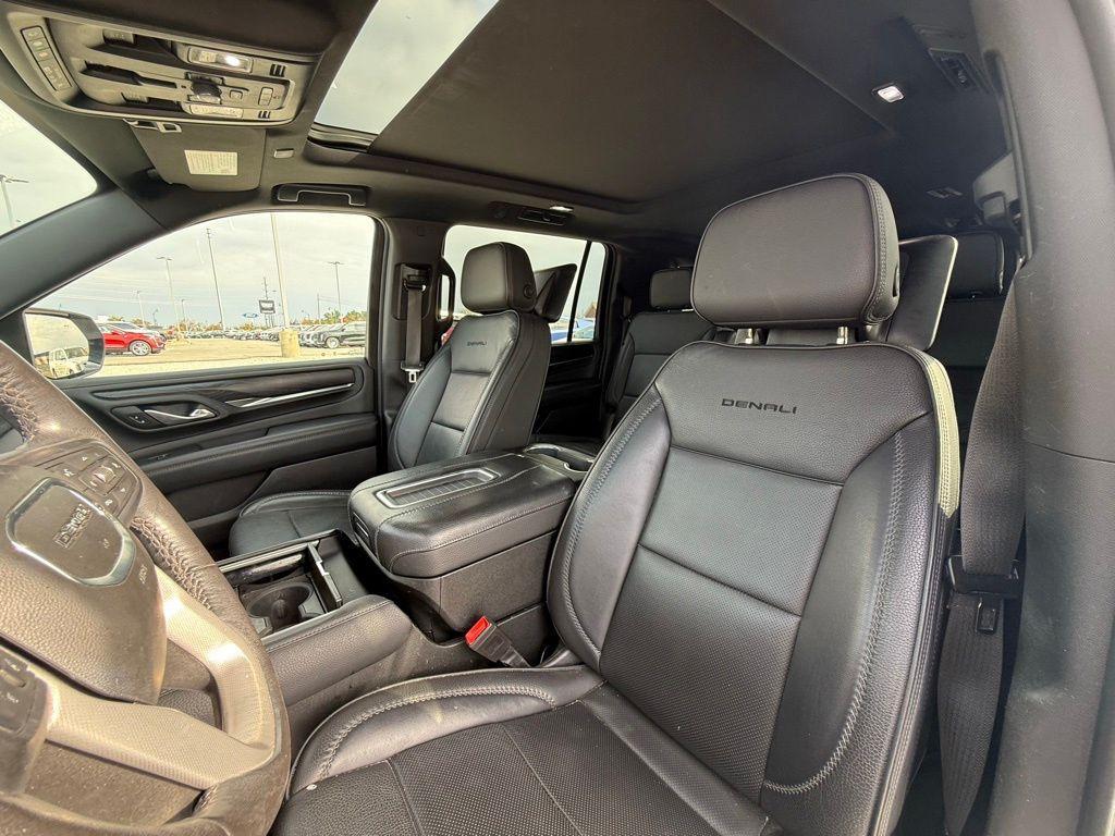 used 2021 GMC Yukon XL car, priced at $48,550