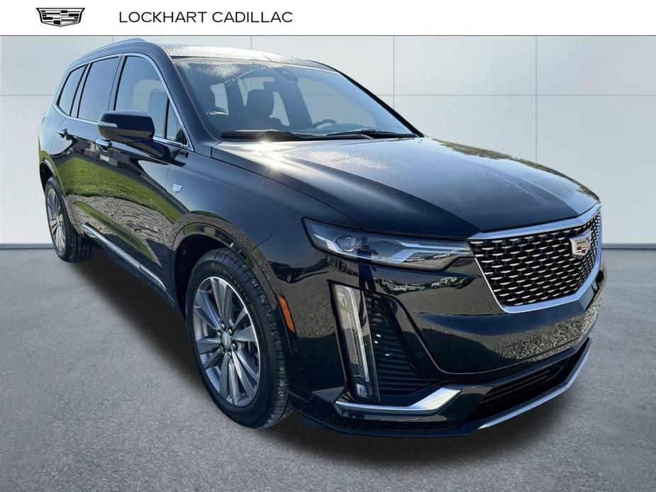 used 2022 Cadillac XT6 car, priced at $36,150