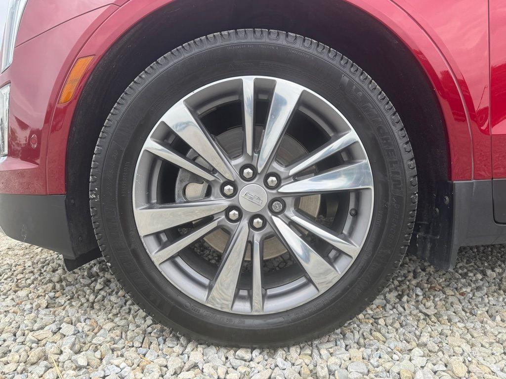 used 2020 Cadillac XT5 car, priced at $27,000