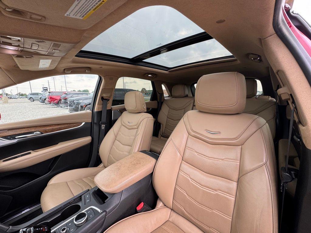 used 2020 Cadillac XT5 car, priced at $27,000