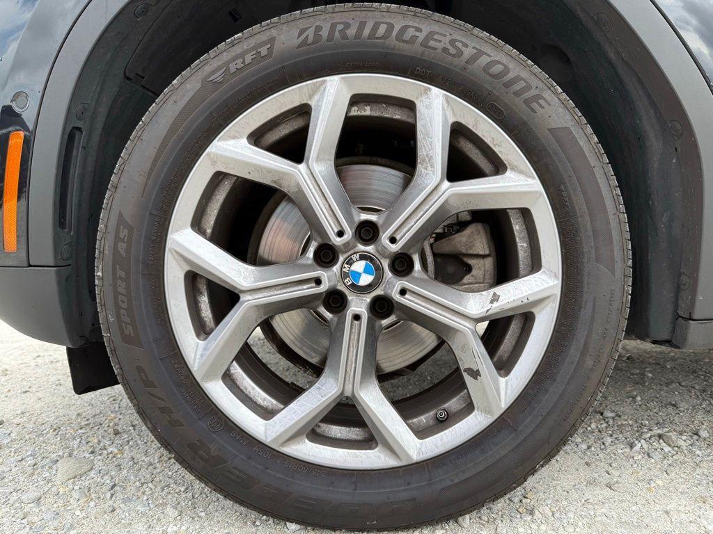 used 2024 BMW X4 car, priced at $42,900