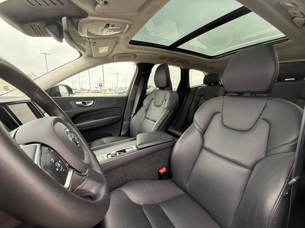 used 2024 Volvo XC60 car, priced at $35,783