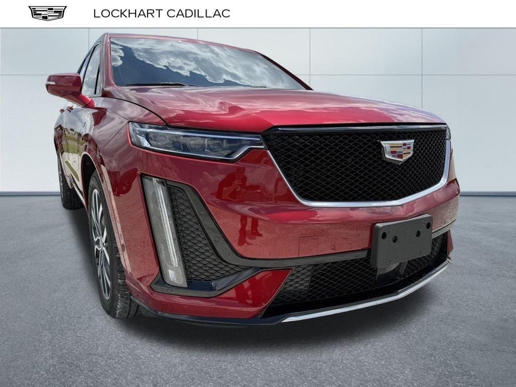 used 2024 Cadillac XT6 car, priced at $54,100