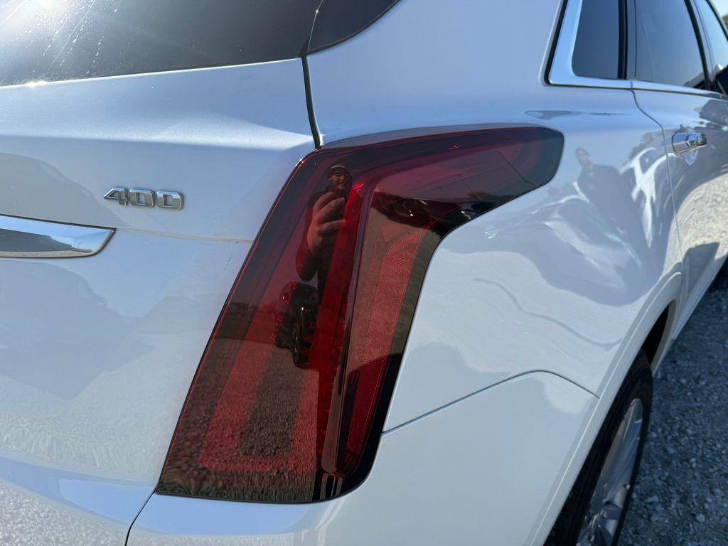 used 2023 Cadillac XT5 car, priced at $33,695