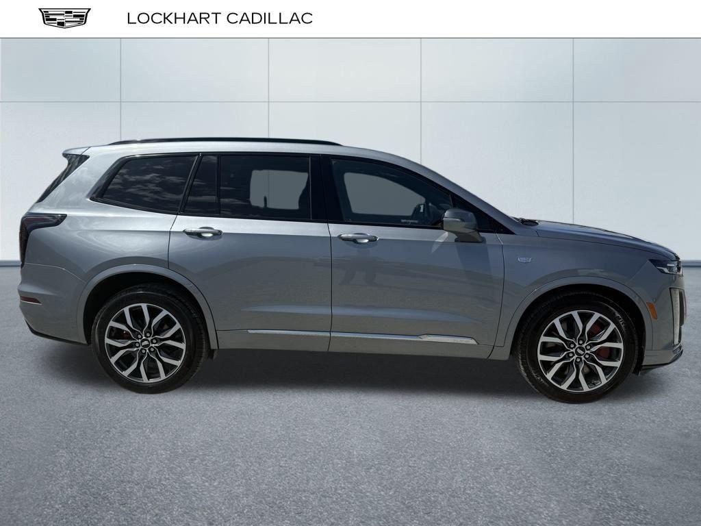 used 2024 Cadillac XT6 car, priced at $55,500