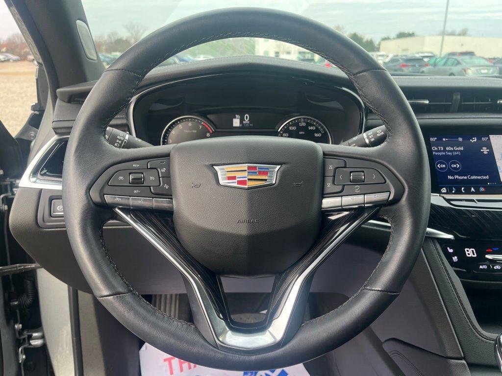 used 2023 Cadillac XT6 car, priced at $44,139