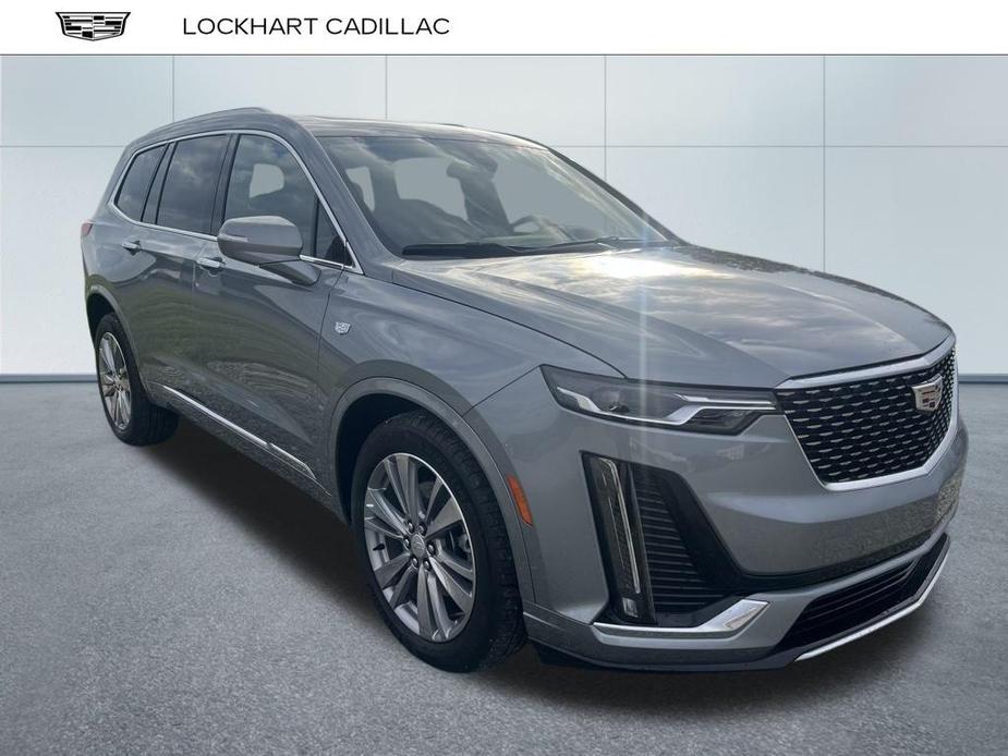 used 2023 Cadillac XT6 car, priced at $44,139