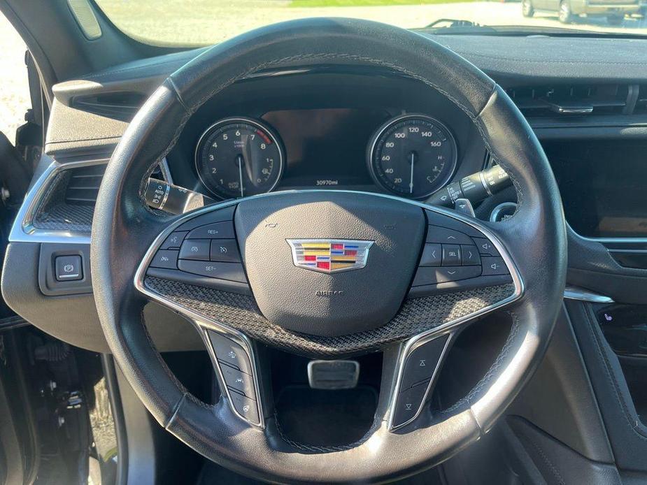 used 2021 Cadillac XT5 car, priced at $34,950