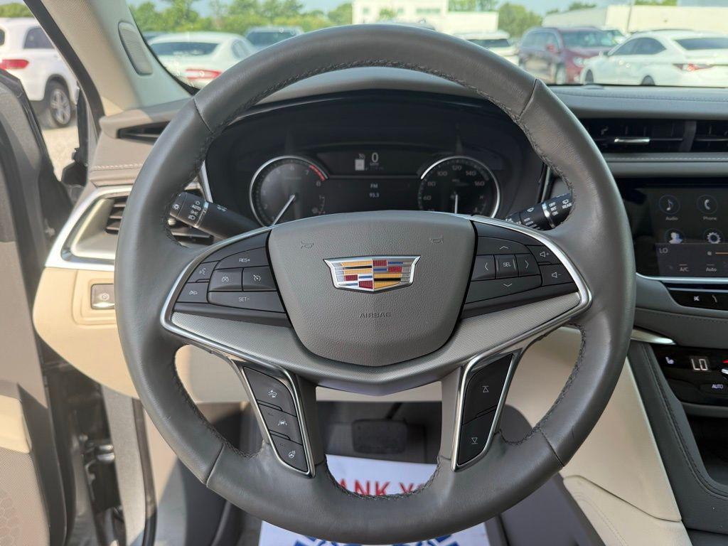 used 2024 Cadillac XT5 car, priced at $46,820