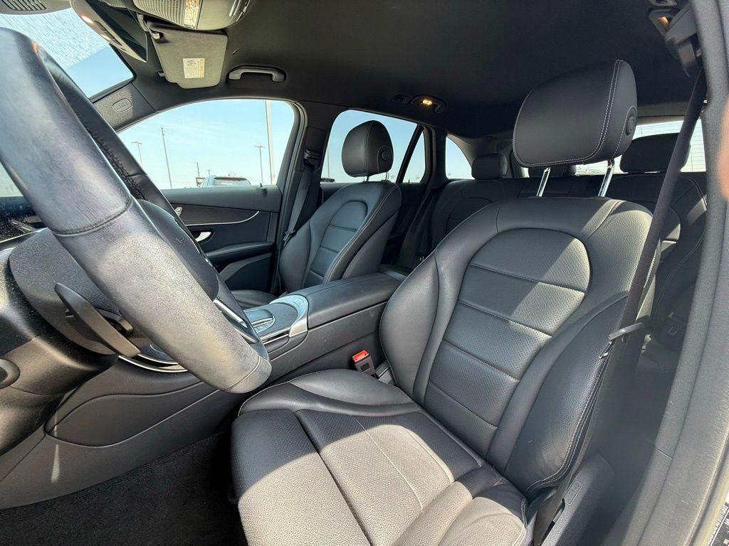 used 2022 Mercedes-Benz GLC 300 car, priced at $32,900