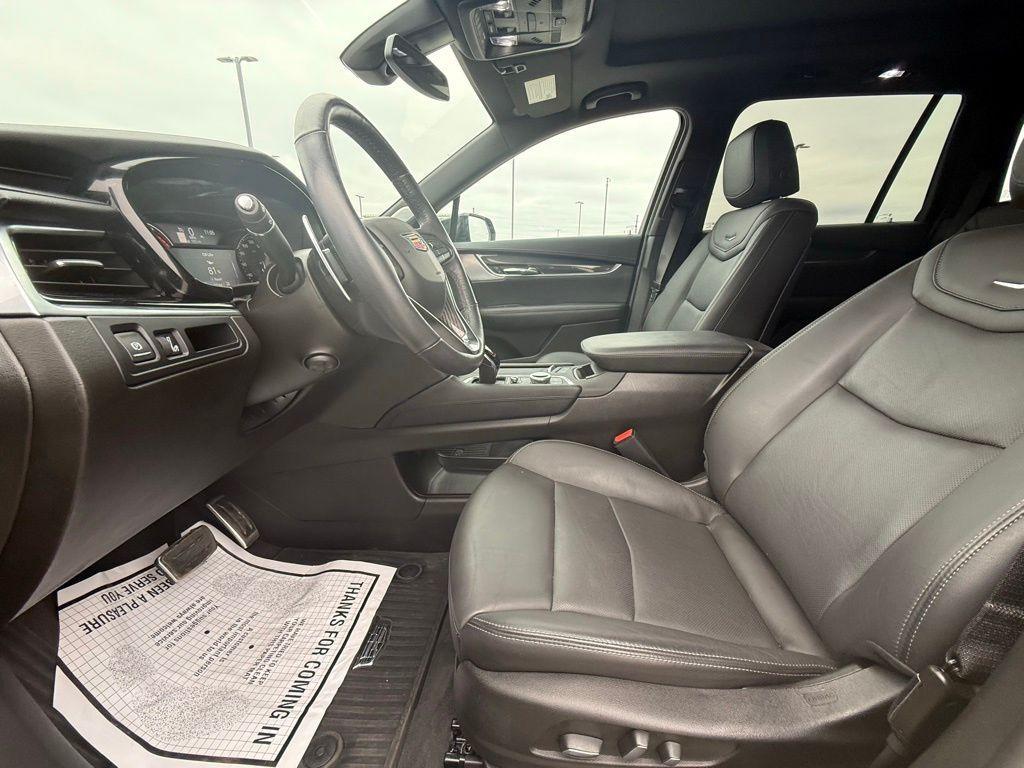 used 2024 Cadillac XT6 car, priced at $48,235