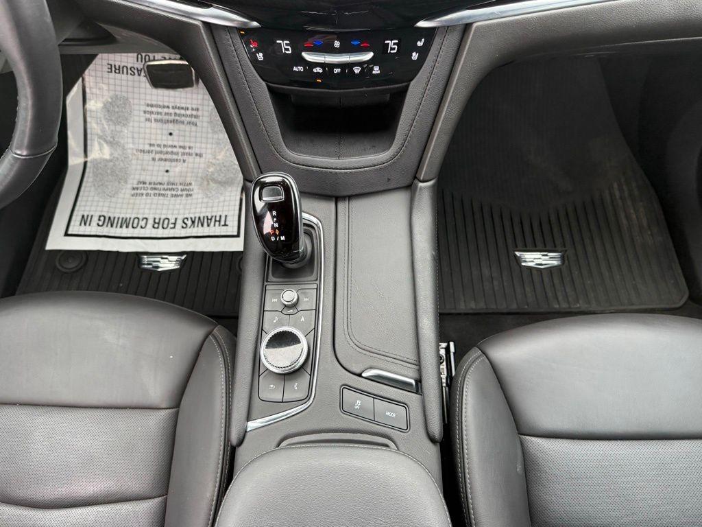 used 2024 Cadillac XT6 car, priced at $48,235