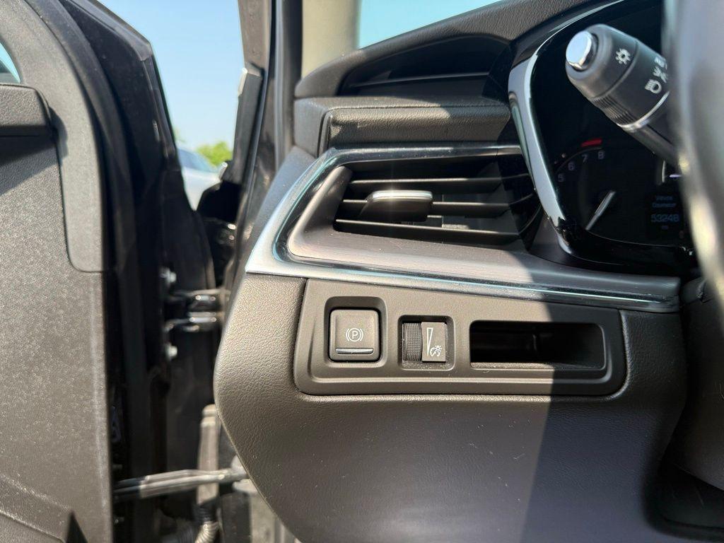 used 2019 Cadillac XT5 car, priced at $24,500
