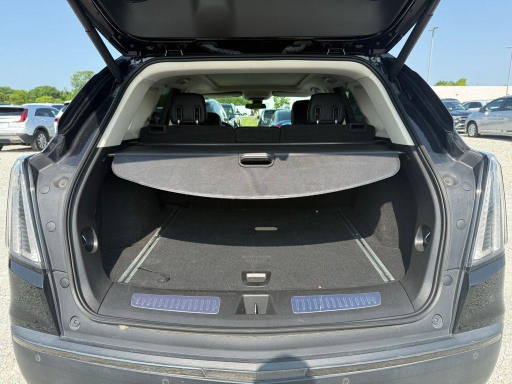 used 2019 Cadillac XT5 car, priced at $24,500