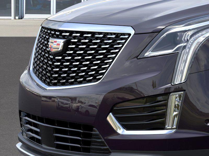 new 2025 Cadillac XT5 car, priced at $53,915