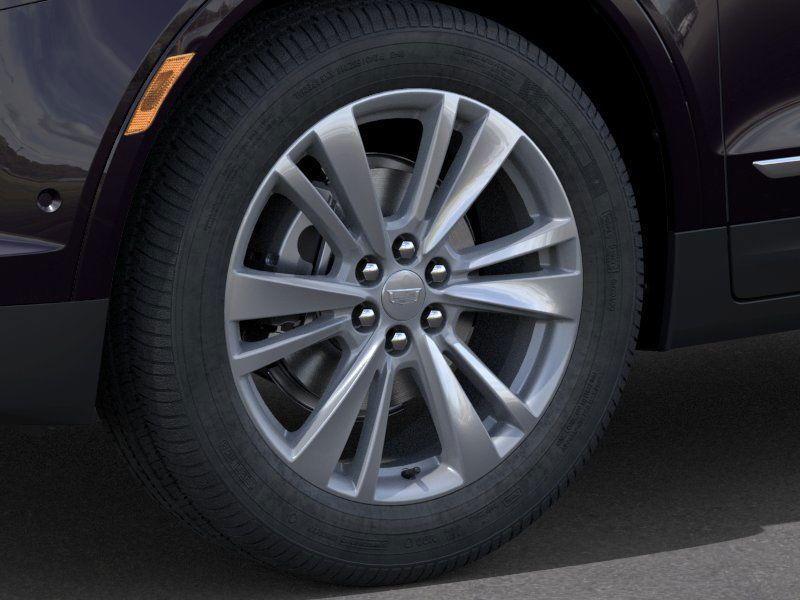 new 2025 Cadillac XT5 car, priced at $53,915