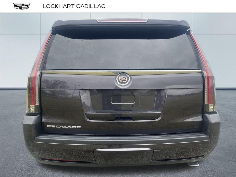 used 2015 Cadillac Escalade car, priced at $22,300