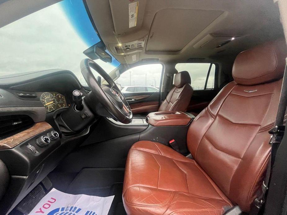 used 2015 Cadillac Escalade car, priced at $22,300