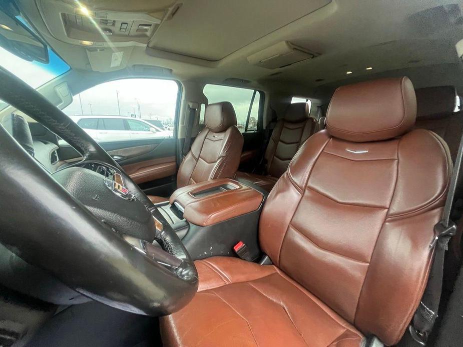 used 2015 Cadillac Escalade car, priced at $22,300