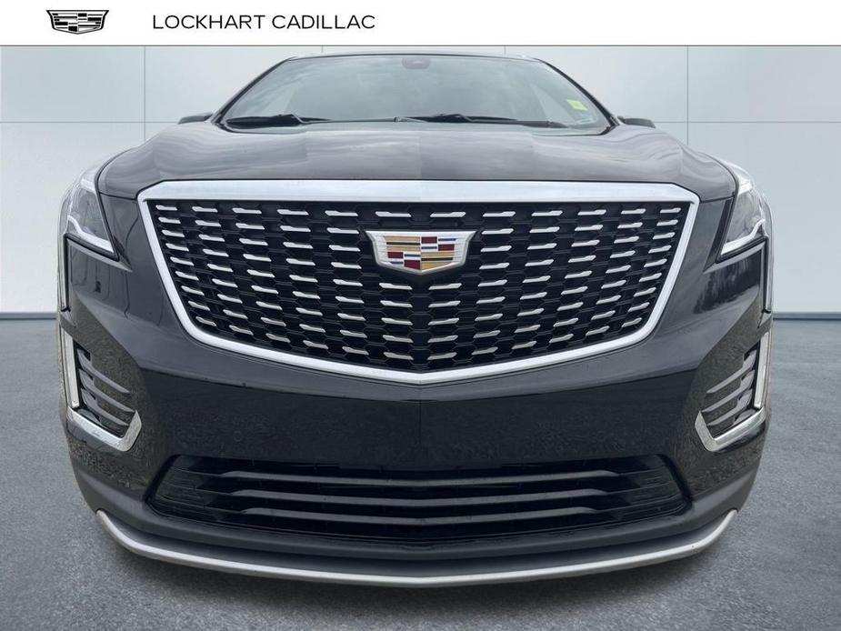 used 2022 Cadillac XT5 car, priced at $28,900