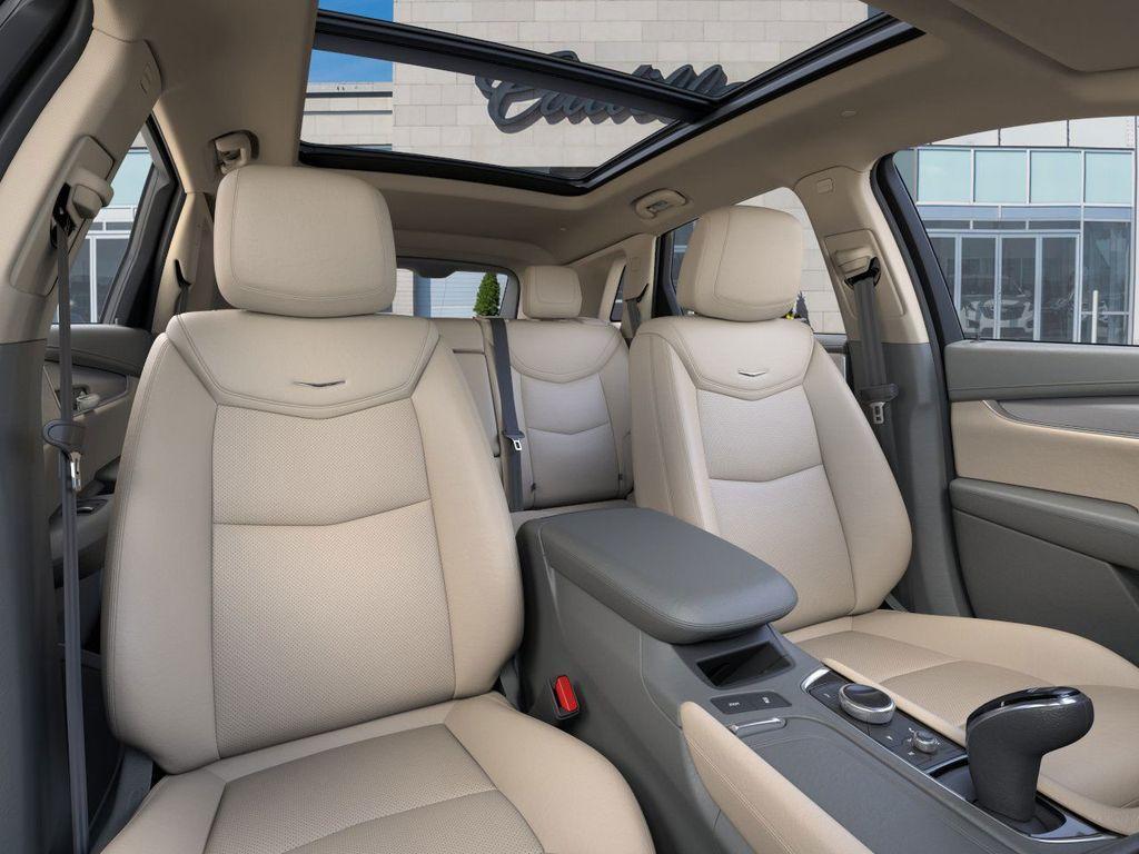 new 2025 Cadillac XT5 car