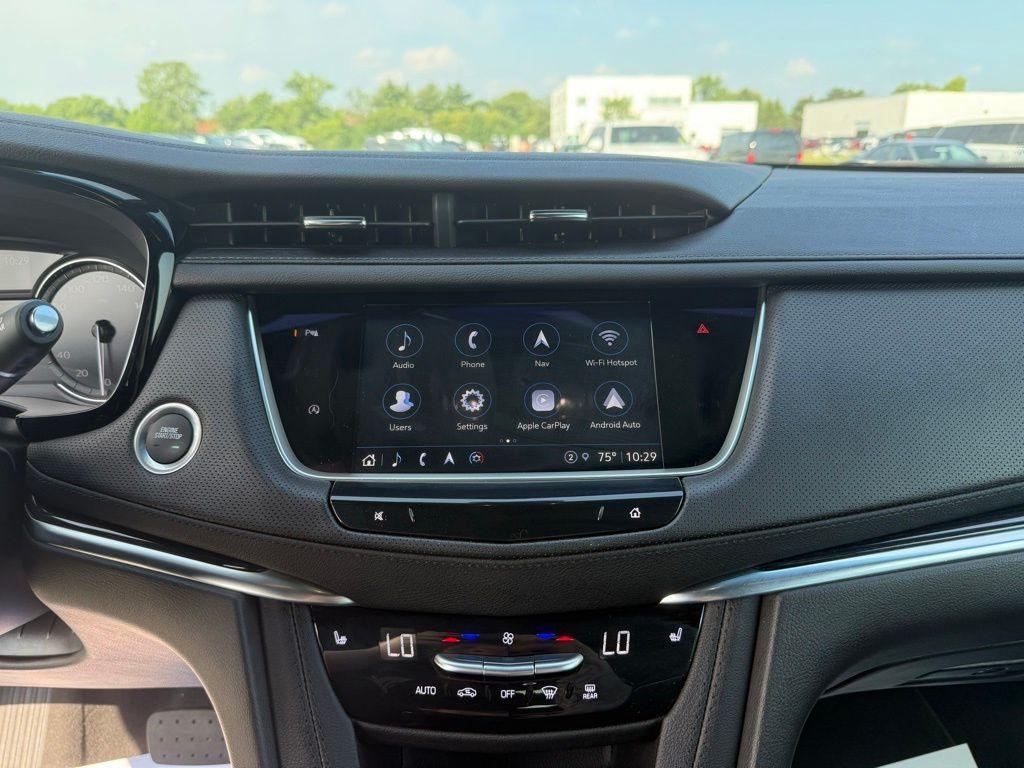 used 2024 Cadillac XT5 car, priced at $38,150