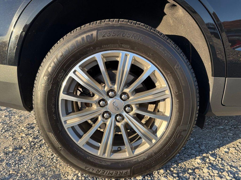 used 2018 Cadillac XT5 car, priced at $18,894