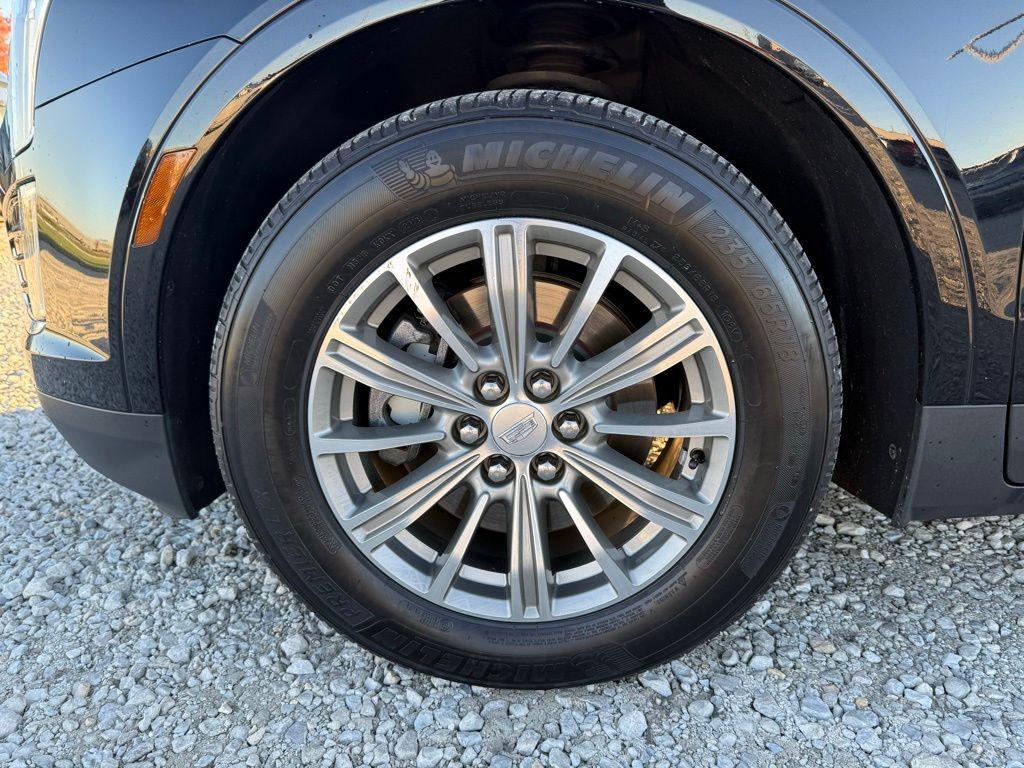 used 2018 Cadillac XT5 car, priced at $18,894