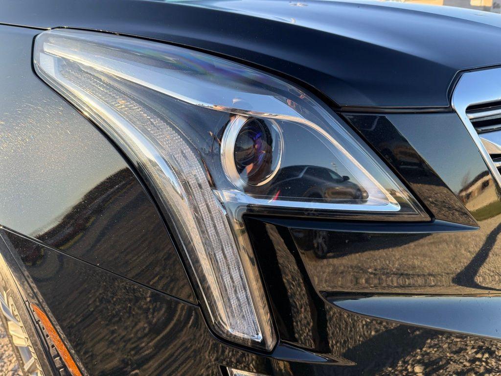 used 2018 Cadillac XT5 car, priced at $18,894