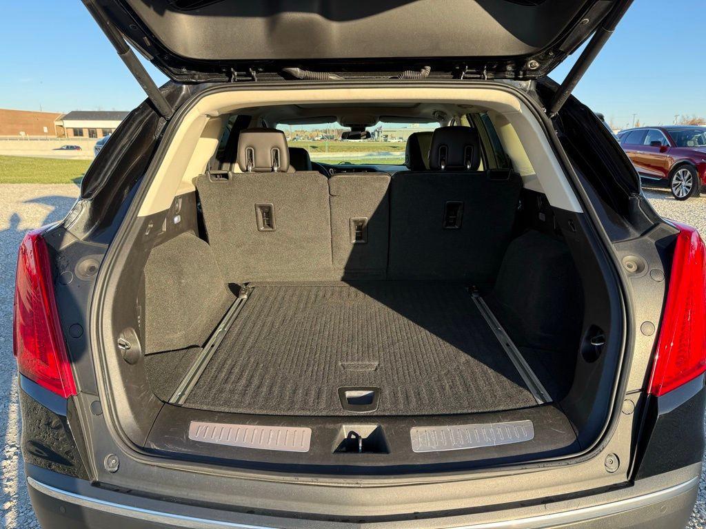 used 2018 Cadillac XT5 car, priced at $18,894