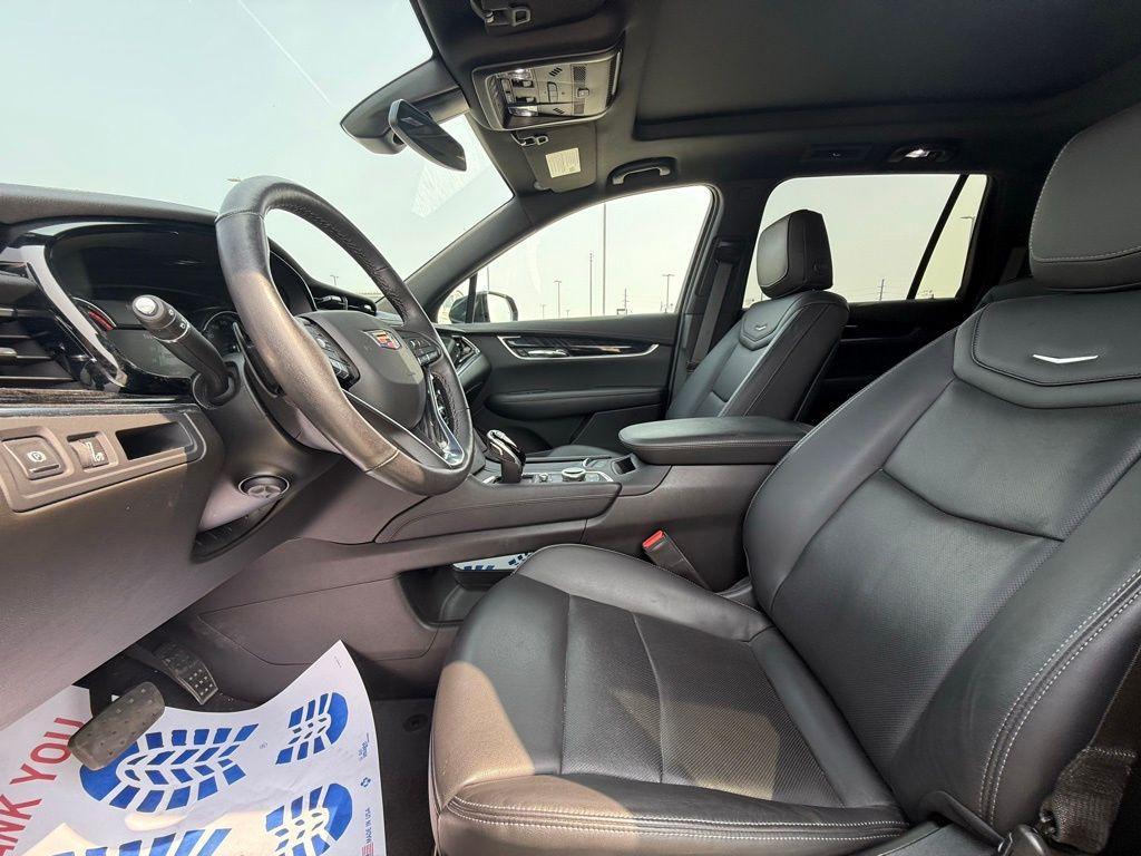 used 2022 Cadillac XT6 car, priced at $39,500