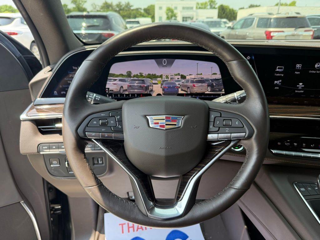 used 2021 Cadillac Escalade ESV car, priced at $70,018