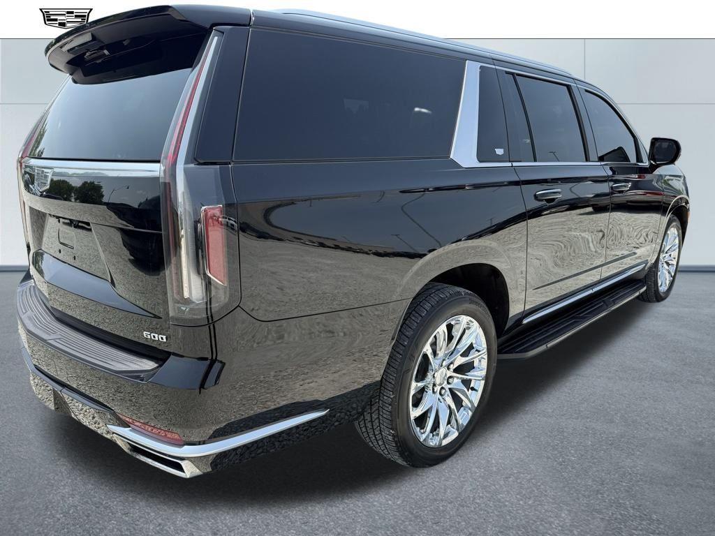 used 2021 Cadillac Escalade ESV car, priced at $70,018