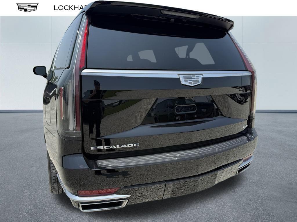 used 2021 Cadillac Escalade ESV car, priced at $70,018