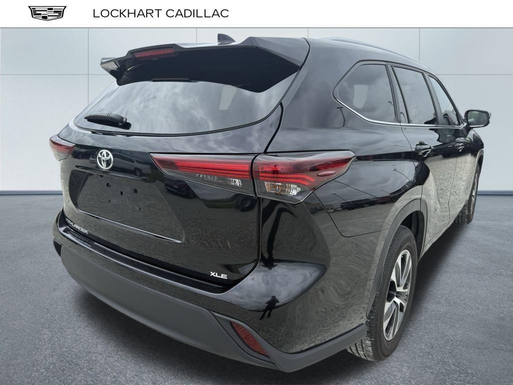 used 2024 Toyota Highlander car, priced at $43,500