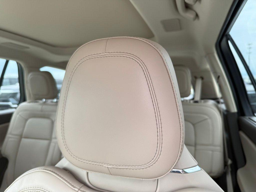 used 2022 Lincoln Aviator car, priced at $41,050