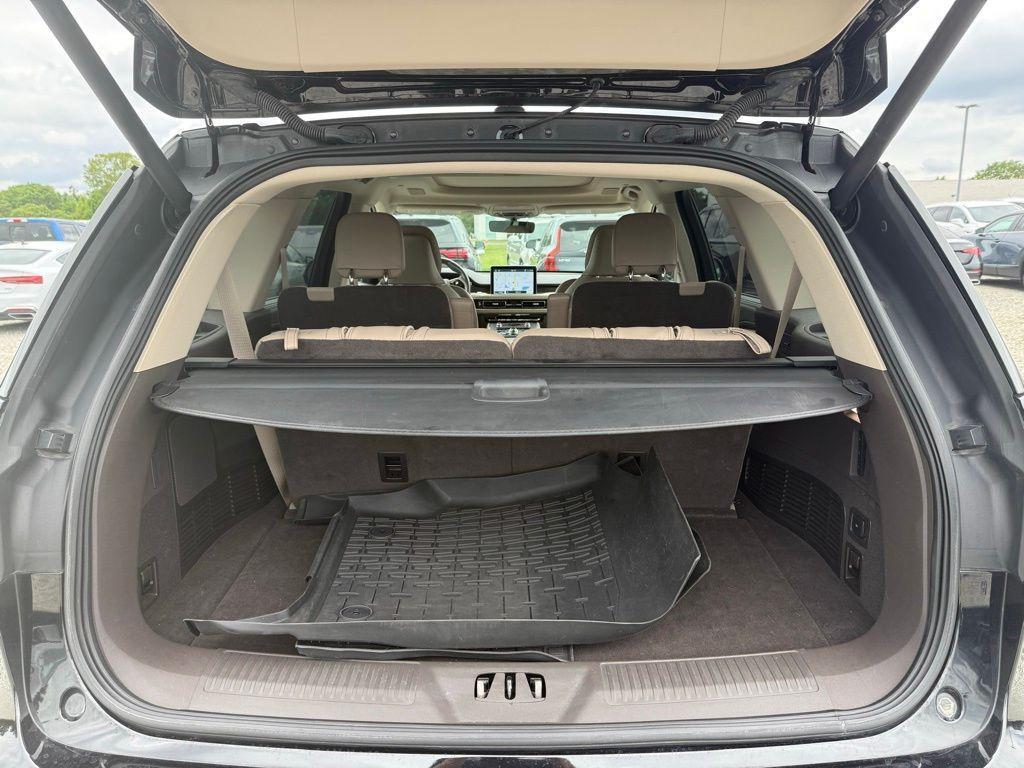 used 2022 Lincoln Aviator car, priced at $41,050