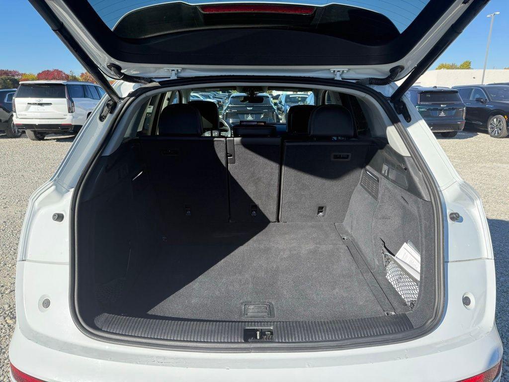 used 2024 Audi Q5 car, priced at $27,130