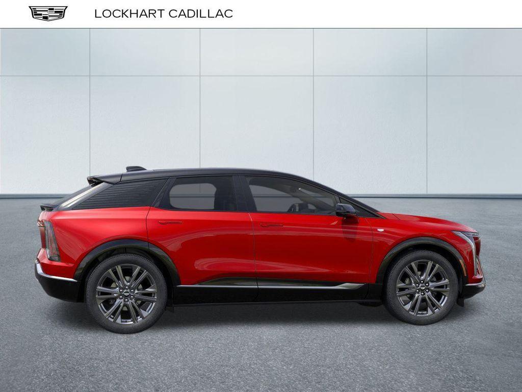 new 2025 Cadillac OPTIQ car, priced at $60,289