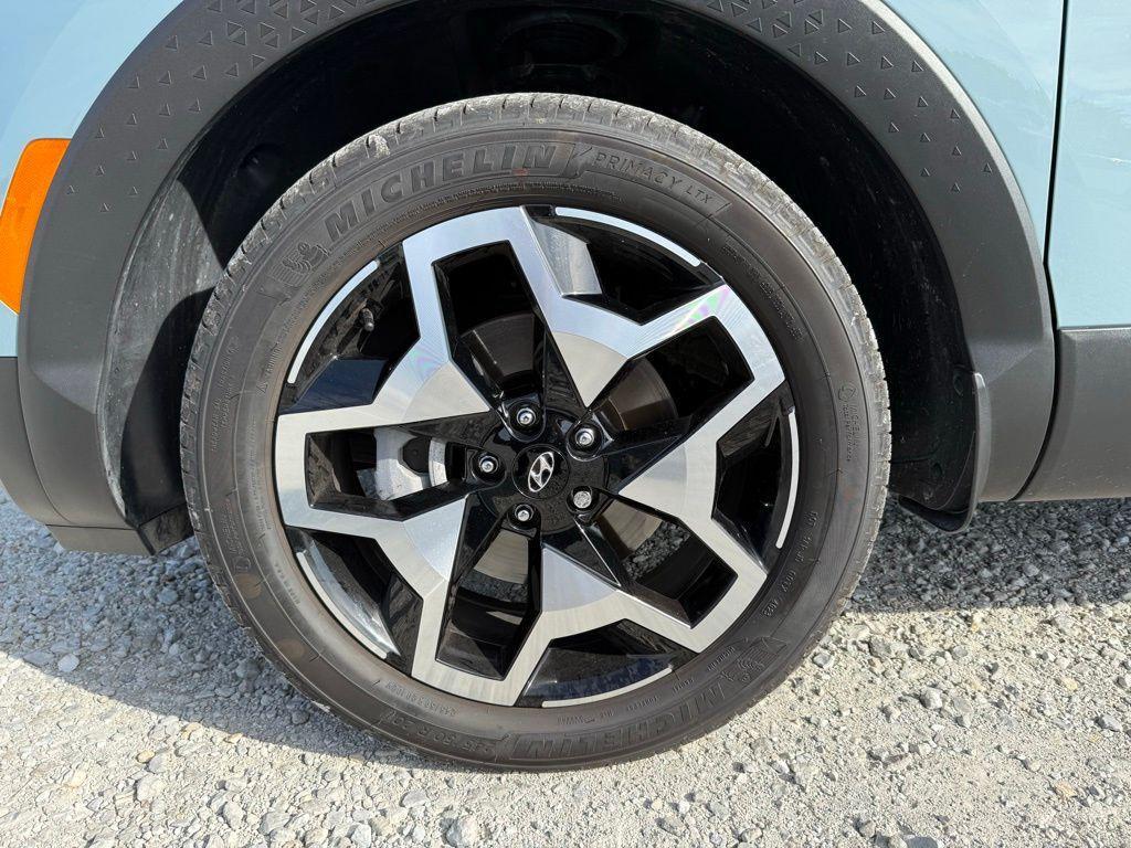used 2024 Hyundai SANTA CRUZ car, priced at $31,900