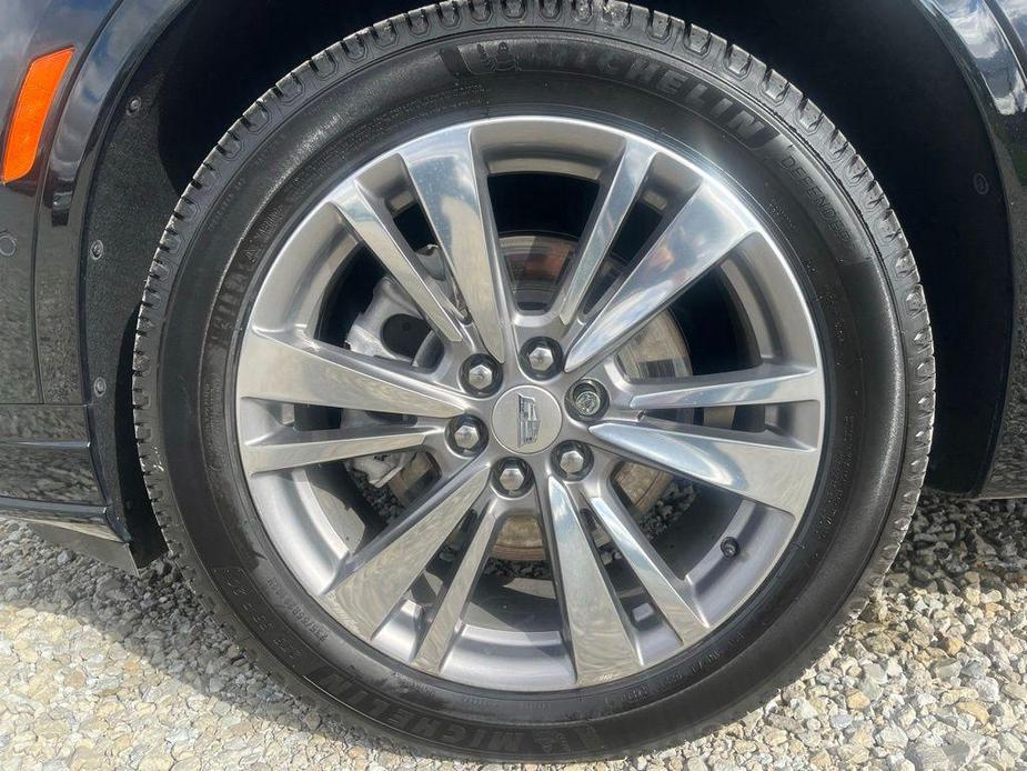 used 2022 Cadillac XT6 car, priced at $38,500