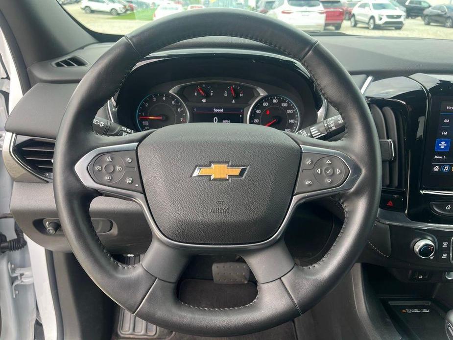 used 2022 Chevrolet Traverse car, priced at $33,094