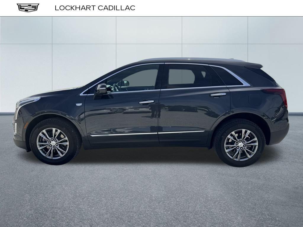 used 2022 Cadillac XT5 car, priced at $35,210