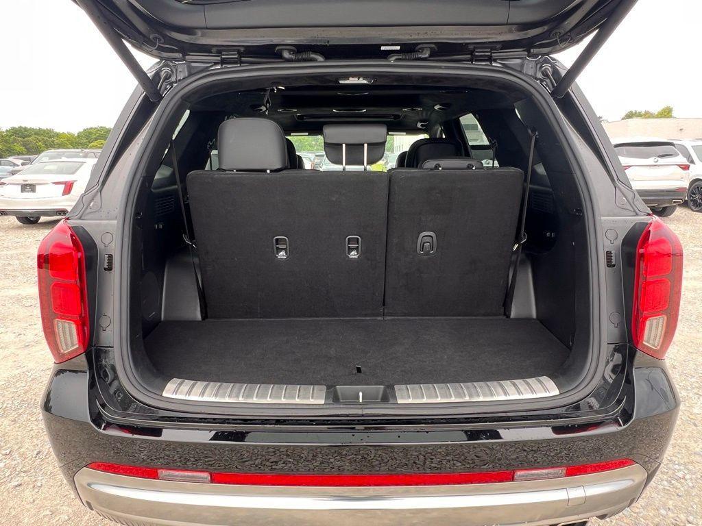 used 2024 Hyundai Palisade car, priced at $38,400