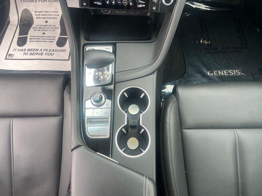 used 2024 Genesis G70 car, priced at $34,100